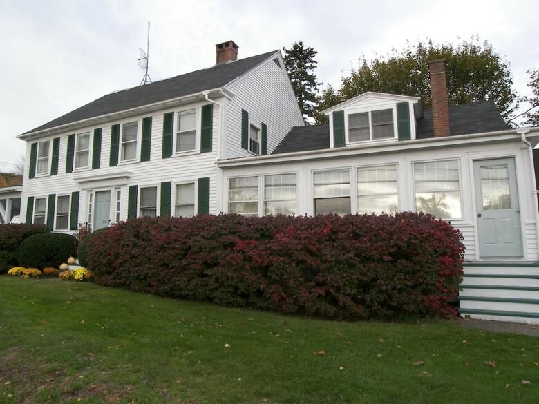 Posada Cedar Crest Inn