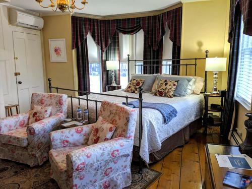 Bed & Breakfast Inns At Blackberry Common