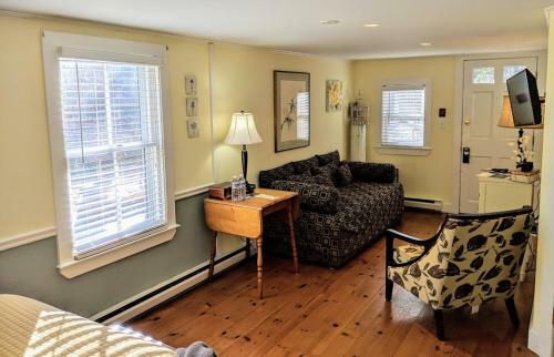 Bed & Breakfast Inns At Blackberry Common