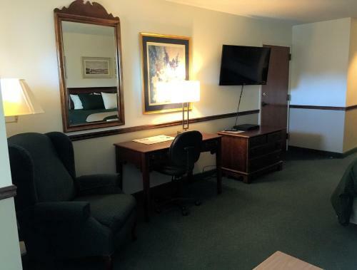 Camden Riverhouse Hotel And Inn