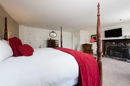 Hotel Relais Chateaux Camden Harbour Inn