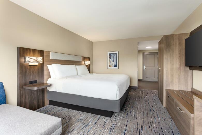 Holiday Inn Express Hotel & Suites Fort Pierce West