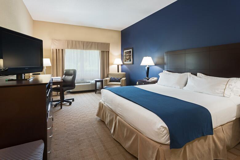 Holiday Inn Express Hotel & Suites Fort Pierce West