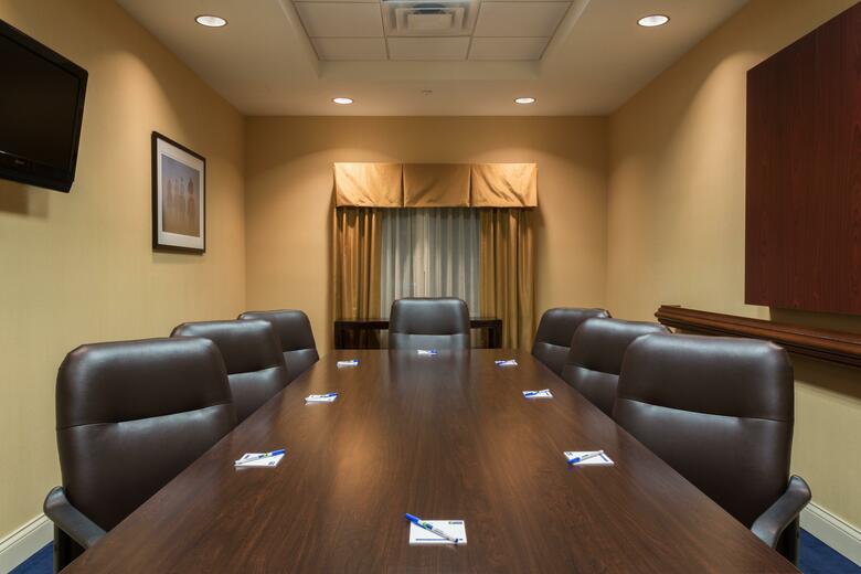 Holiday Inn Express Hotel & Suites Fort Pierce West