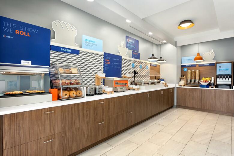 Holiday Inn Express Hotel & Suites Fort Pierce West
