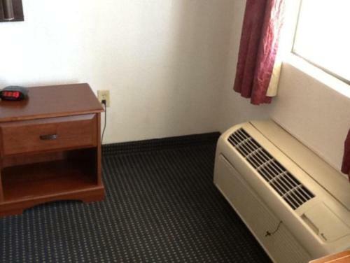 Motel Broadway Inn Express