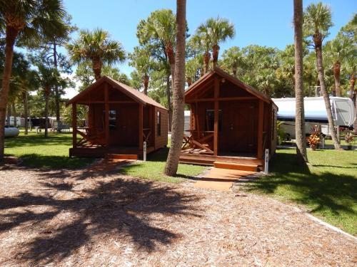 Lodge Road Runner Travel Resort