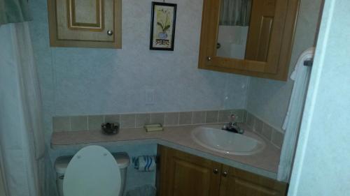Lodge Road Runner Travel Resort