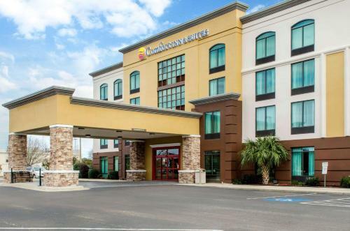 Hotel Comfort Inn & Suites