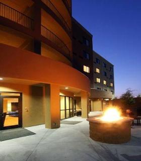 Hotel Courtyard Biloxi North/d'iberville