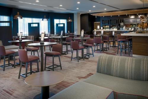 Hotel Courtyard By Marriott Buffalo Airport