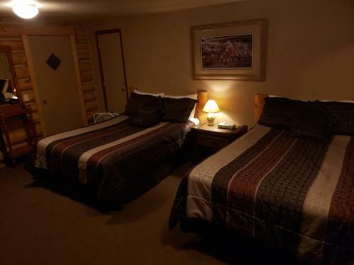 San Juan Motel & Cabins
