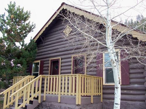 San Juan Motel & Cabins