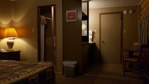 San Juan Motel & Cabins