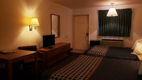 San Juan Motel & Cabins