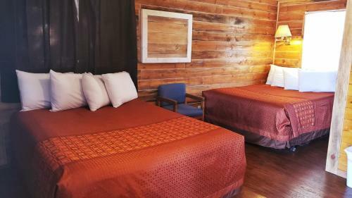 San Juan Motel & Cabins