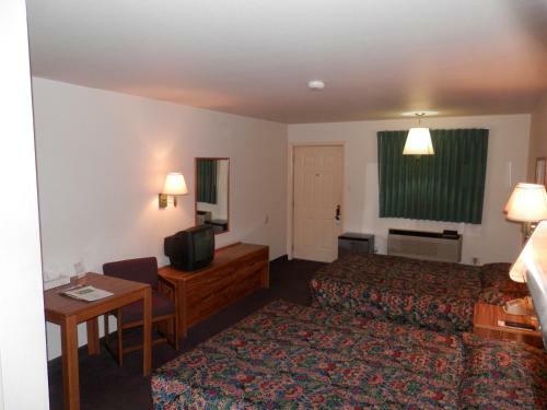 San Juan Motel & Cabins