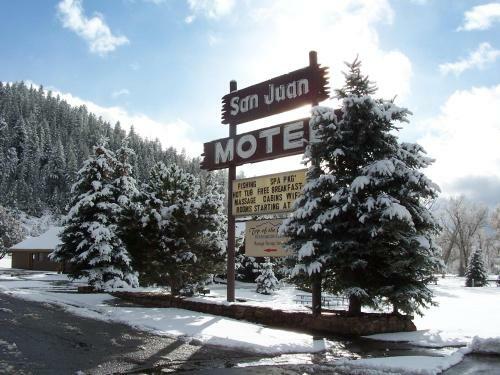 San Juan Motel & Cabins