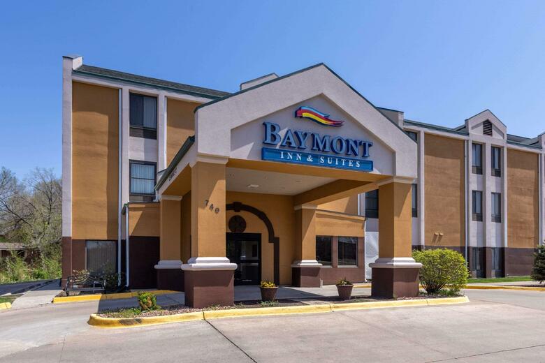 Hotel Baymont Inn & Suites Lawrence