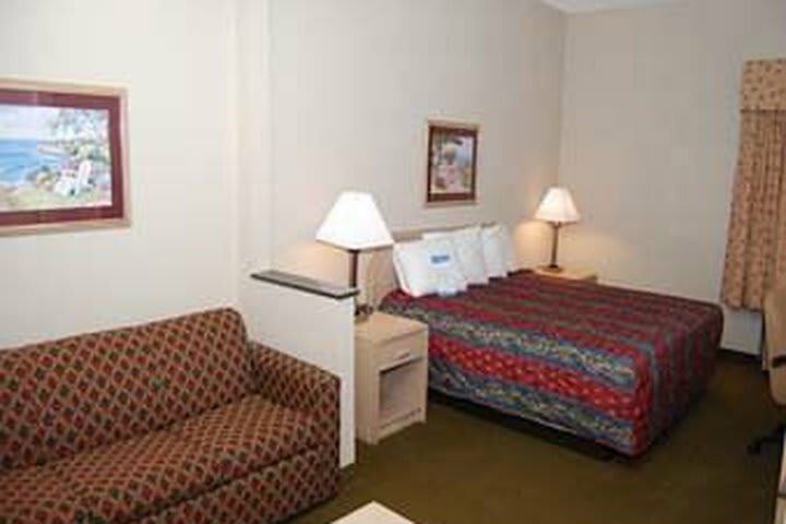 Hotel Baymont Inn & Suites Lawrence