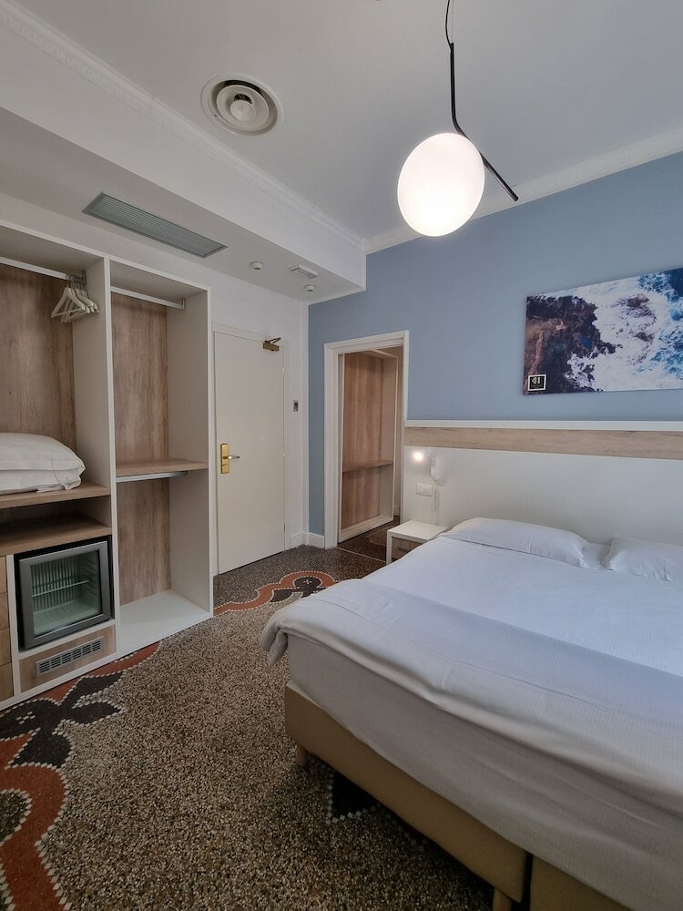 Hotel Canali