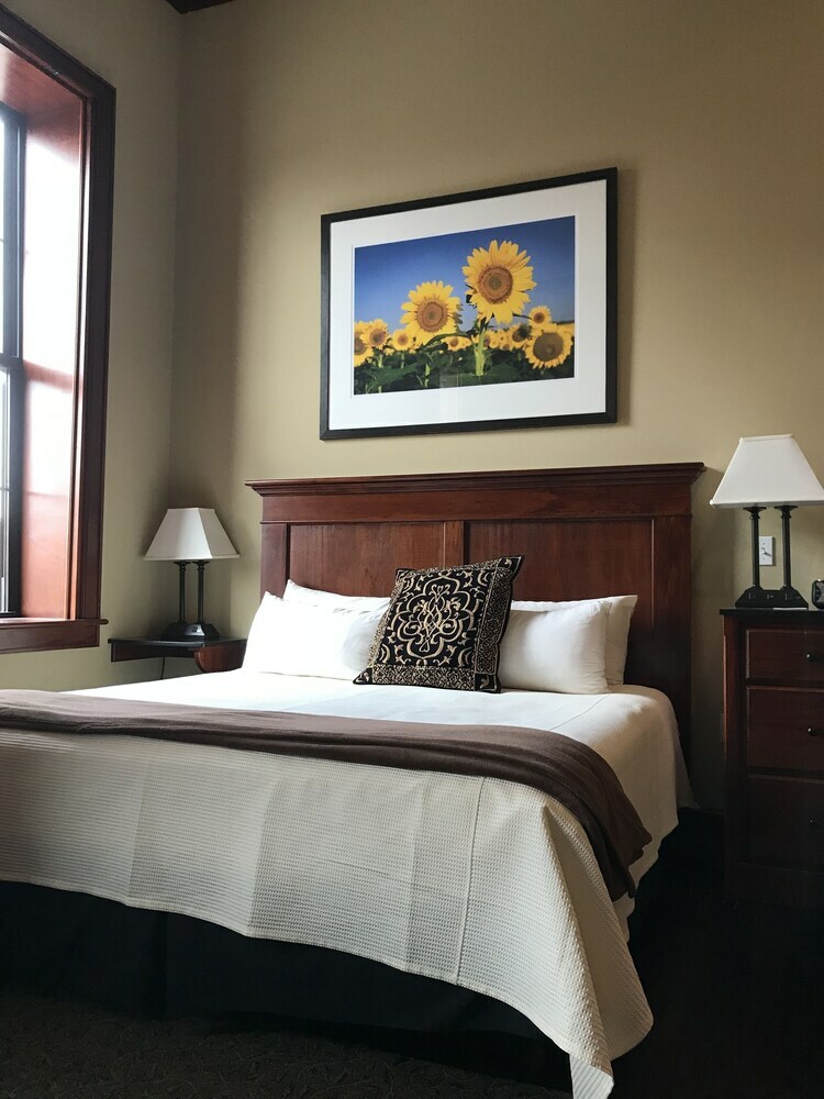 The Eldridge Hotel