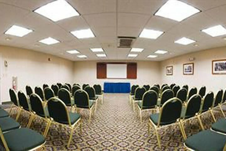 Hotel Holiday Inn Express Southington