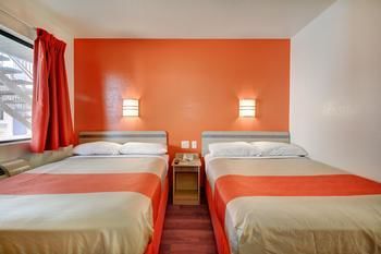 Motel 6 Hartford - Southington