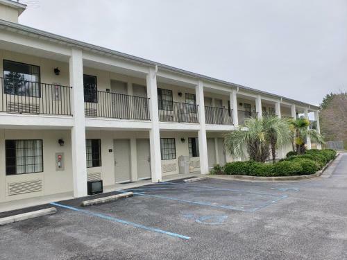 Motel Peach Tree Inn