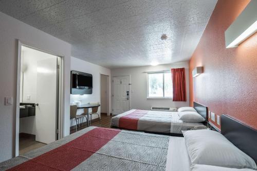 Motel 6 Fallon
