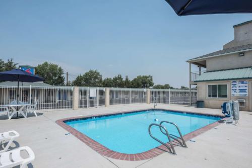Motel 6 Fallon