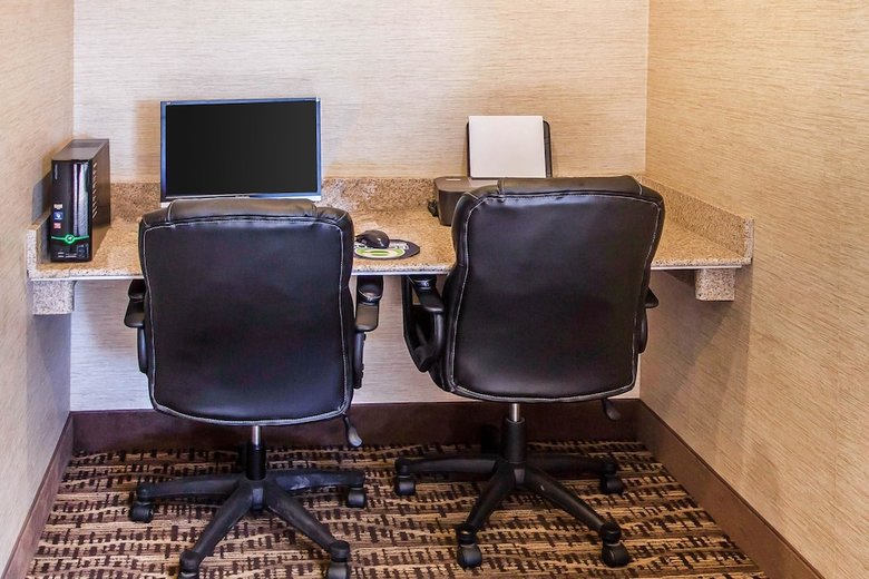 Hotel Comfort Inn Near Fallon Naval Air Station