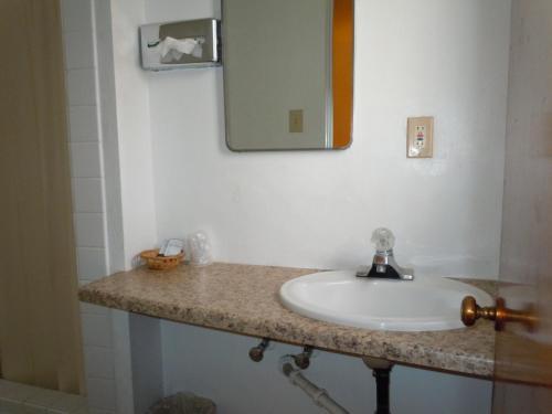 Motel Value Inn