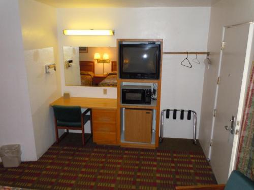 Motel Value Inn