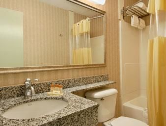 Hotel Days Inn And Conference Center Branford