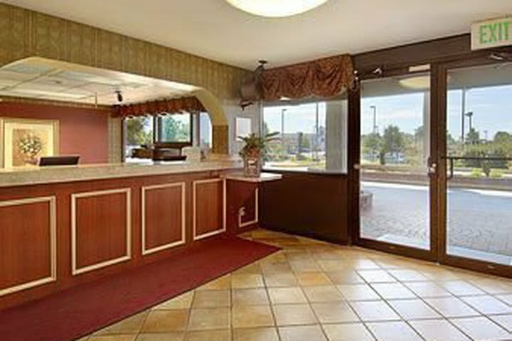 Hotel Ramada Conference Center - Edgewood