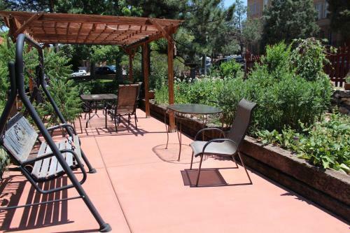 Avenue Hotel Bed And Breakfast