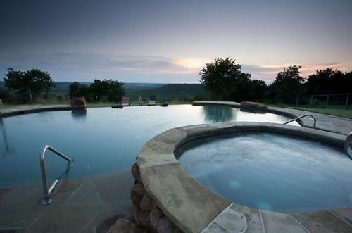 Hotel Wildcatter Ranch And Resort