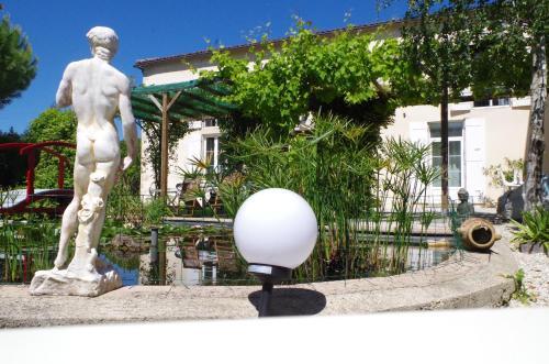 Hostal Maison D'h�tes Le Cadran Solaire