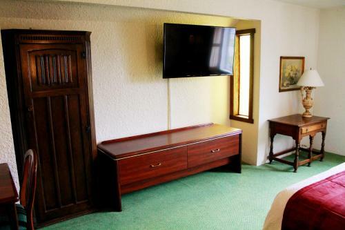 Motel Auld Holland Inn