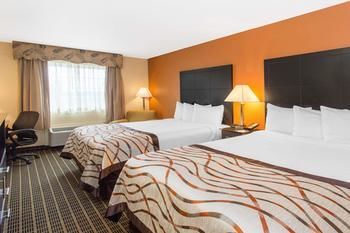 Hotel Baymont Inn And Suites Muskegon
