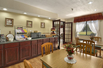 Hotel Baymont Inn And Suites Muskegon