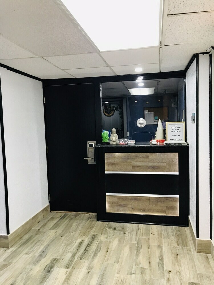 Motel Budget Inn Bath