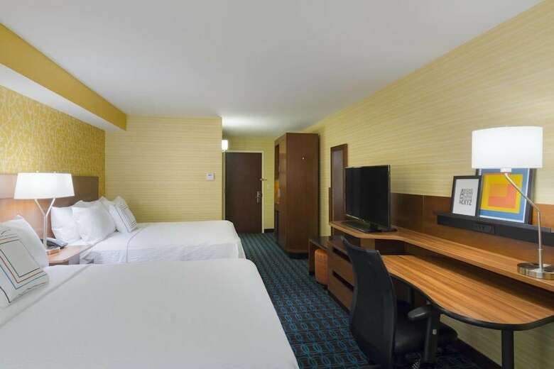 Crowne Plaza Hotel Paramus