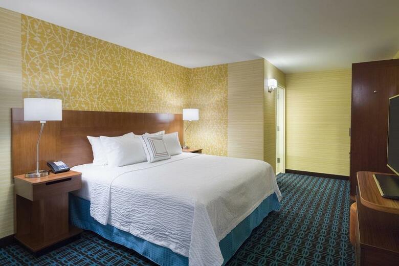 Crowne Plaza Hotel Paramus