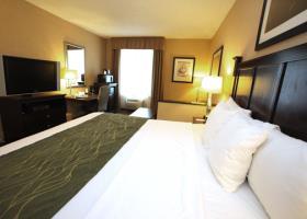 Hotel Comfort Inn And Suites Paramus