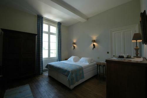 Hostal Ch�teau Le Tour - Chambres D'h�tes
