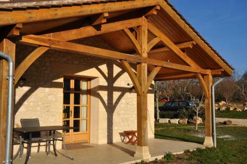 Hostal Ch�teau Le Tour - Chambres D'h�tes