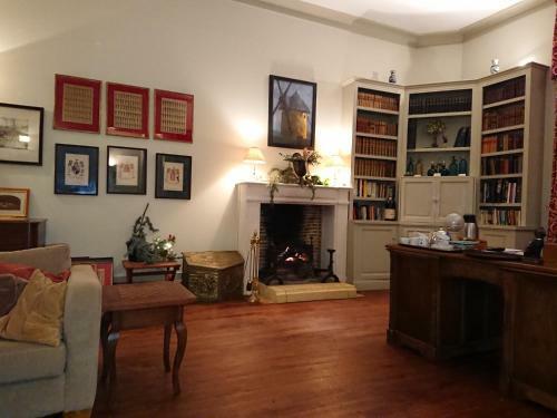 Hostal Ch�teau Le Tour - Chambres D'h�tes