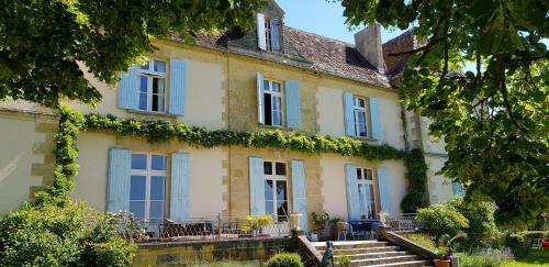Hostal Ch�teau Le Tour - Chambres D'h�tes
